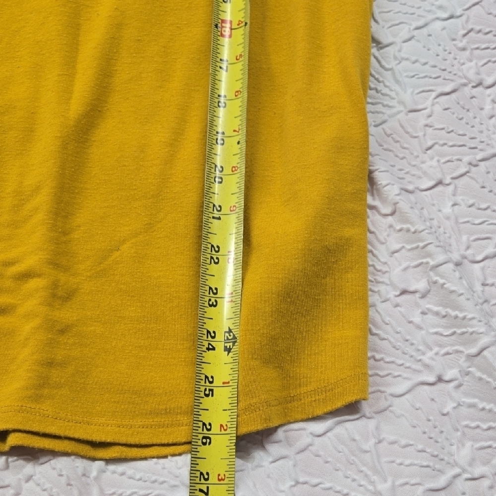 3/$10 Time and Tru Yellow Short Sleeve Tee - Picture 5 of 6